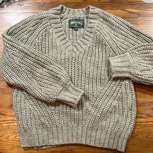 American Eagle knit sweater
